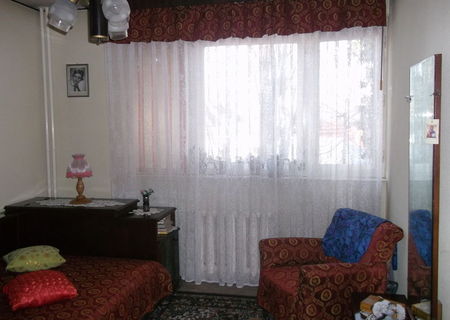 Vanzare apartament 2 camere-Timpuri Noi