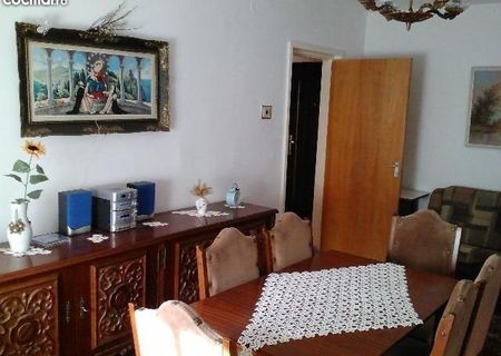 vanzare apartament 3 camere racadau
