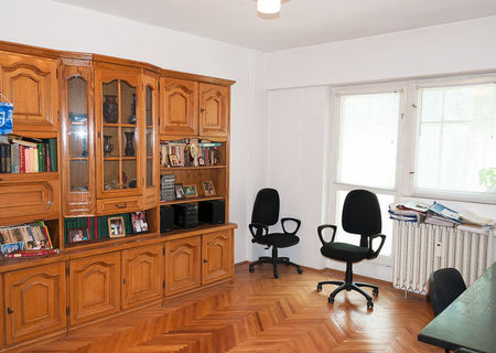 Vanzare apartament 4 camere, 109 mp, etaj 1, Colentina