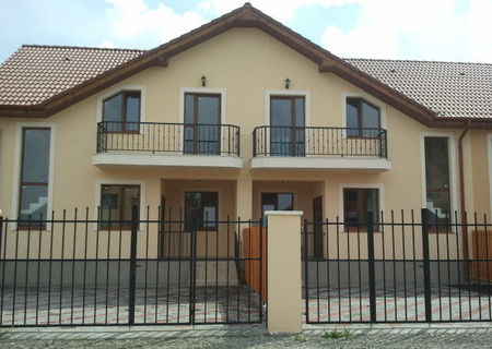 Vanzare casa 3 camere