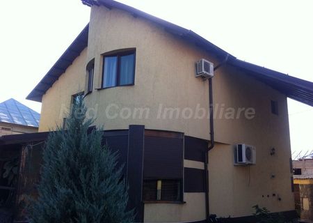 Vanzare casa 5 camere 240 mp Militari Rosu