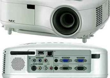 videoproiector profesional