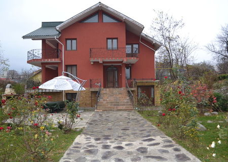 Vila 7 camere in Tatarasi Vila 7 camere in Tatarasi
