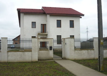 Vila in Ghiroda