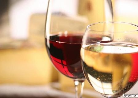Vin alb nobil soiul riesling, vin rosu filtrat si tuica