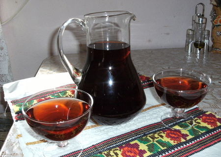 vin roşu de casă