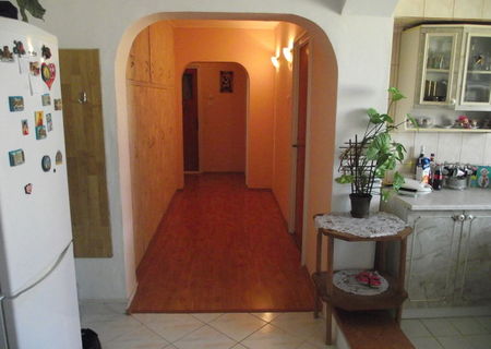 vind apartament 3 camere vind apartament 3 camere