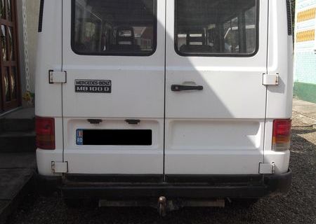 vind bus mercedes MB 100