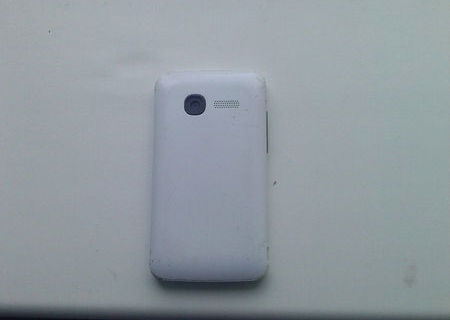 Vodafone 875