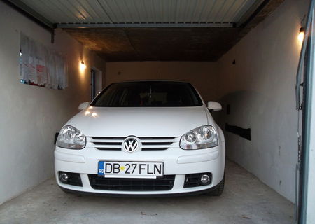 VW GOLF V Confortline2.0 TDI 140 cp