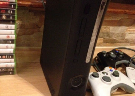Xbox 360 + 18 jocuri originale