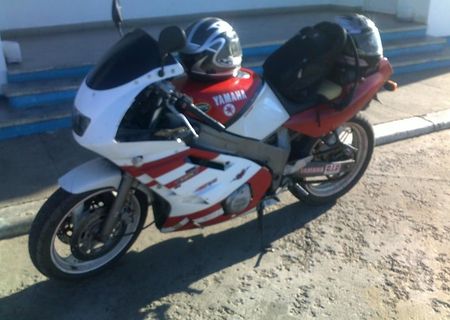 yamaha fzr 600
