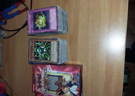 yu-gi-oh 350  de cartonase de vanzare