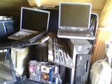 4 unit pc 2 monitoare tastaturi 2 laptopuri