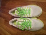 Adidasi Nike