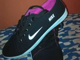 Adidasi NIKE dama