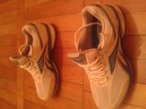adidasi reebok