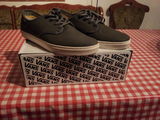Adidasi Vans