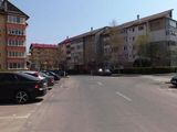 Apartament 2 camere, Noua, 180 euro