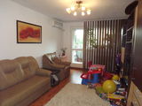 apartament 3 camere Bucur Obor