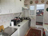 Apartament de vanzare 3 camere zona Dambu