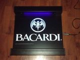 Bacardi reclama luminoasa