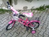 bicicleta fete intre 3 si 6 ani putin folosita roz cu mov
