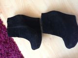 Botine negre