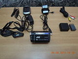 Camera video JVC cu hard de 60 GB