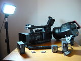 Camera video PANASONIC HMC151 impecabila + LAMPA VIDEO leduri + LUMINI mari + alte ACCES0RII foarte utile