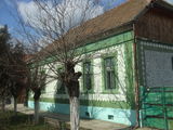 Casa, curte si gradina