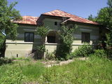 casa nelocuita din 1980, cu teren 3600 mp