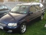 Dezmembrez Ford Escort combi 1996