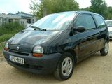 dezmembrez renault twingo