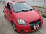 Dezmembrez Toyota Yaris din 2001