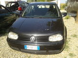 dezmembrez vw golf 4