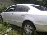 dezmembrez vw passat an 2006