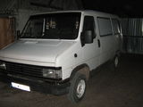 duba       PEUGEOT J5