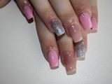 Extensii unghii din gel si tips 45 LEI in perioada 5-15 mai