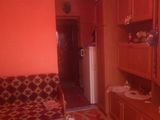 garsoniera zona soarelui,etaj 4,intre interex si billa!!