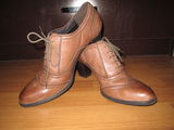 Ghete/botine cu toc, piele, noi, masura 41