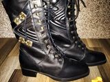 Ghete de piele