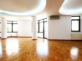 ID 71 Apartament 4 camere zona Aviatorilor