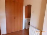 inchiriere apartament 2 cam decom.etaj 1din 4, bloc din caramida