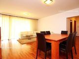 Inchiriere apartament de 4 camere in Central Park - ID 3415