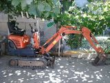 Inchiriere miniexcavator