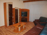 Inchiriez ap 3 cam, etaj 2/7, complet mobilat, toate utilitatile, stare f buna, pret 300E nenegociabil