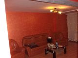inchiriez apartament 3 camere 2 bai complet mobilat