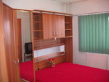 Inchiriez apartament cu 2 camere si centrala