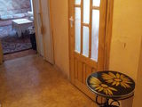 Inchiriez apartament cu 3 camere
